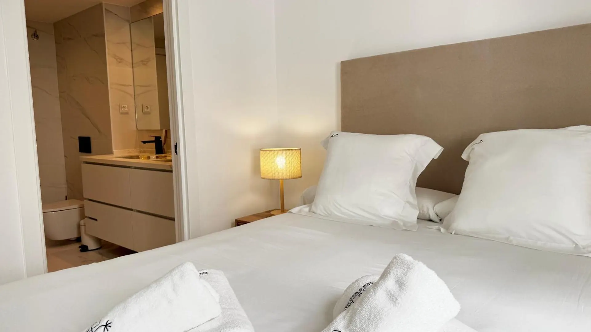 Arco Iris Puente Romano Townhouse Within A Short Walk To Puente Romano Luxury Complex And The Beach Promenade - Eaw Homes Marbella Holiday home