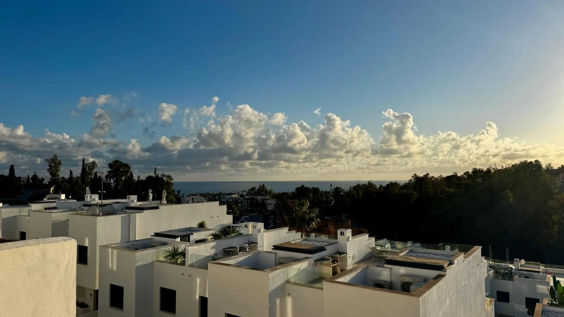 Holiday home Arco Iris Puente Romano Townhouse Within A Short Walk To Puente Romano Luxury Complex And The Beach Promenade - Eaw Homes Marbella