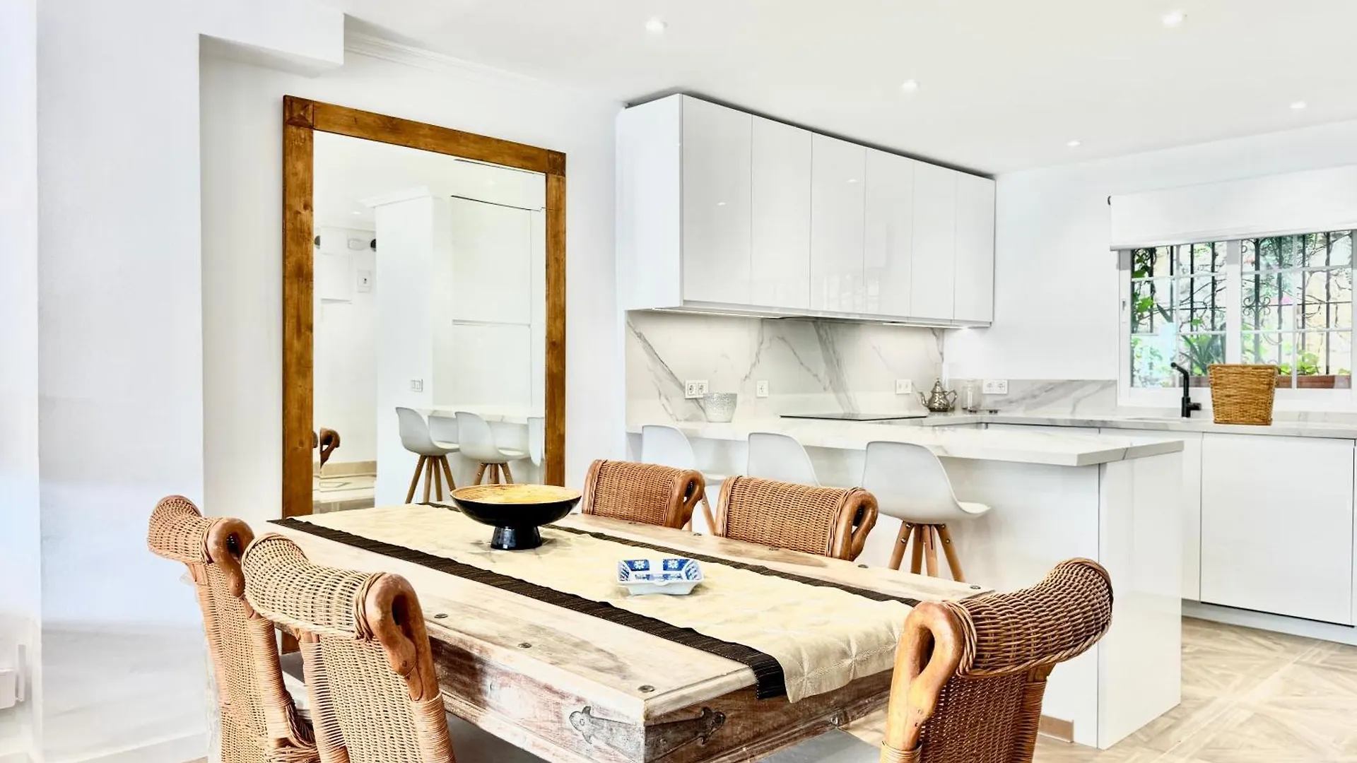 بيت للعطل Arco Iris Puente Romano Townhouse Within A Short Walk To Puente Romano Luxury Complex And The Beach Promenade - Eaw Homes ماربيا